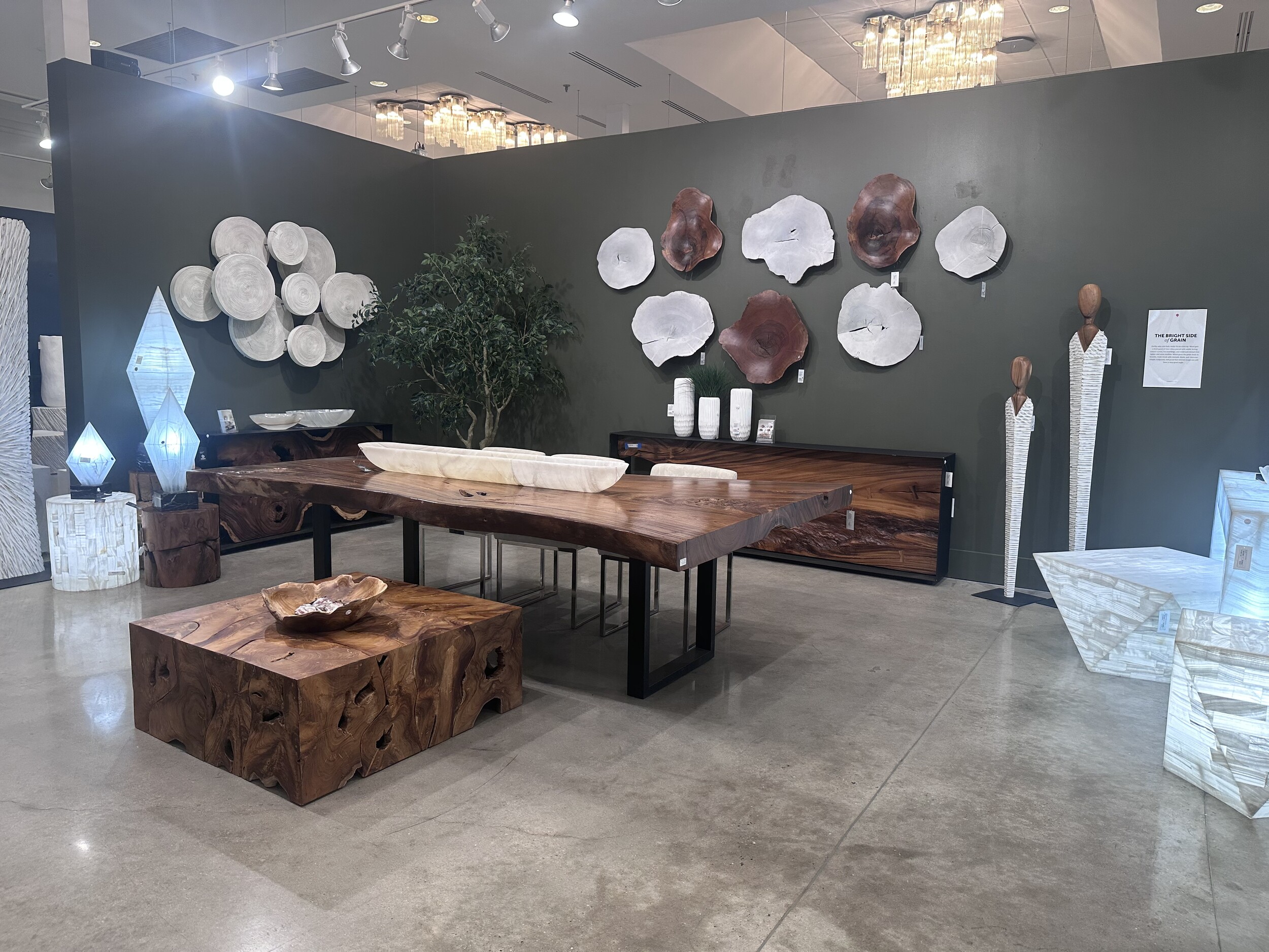 Showrooms & Tradeshows