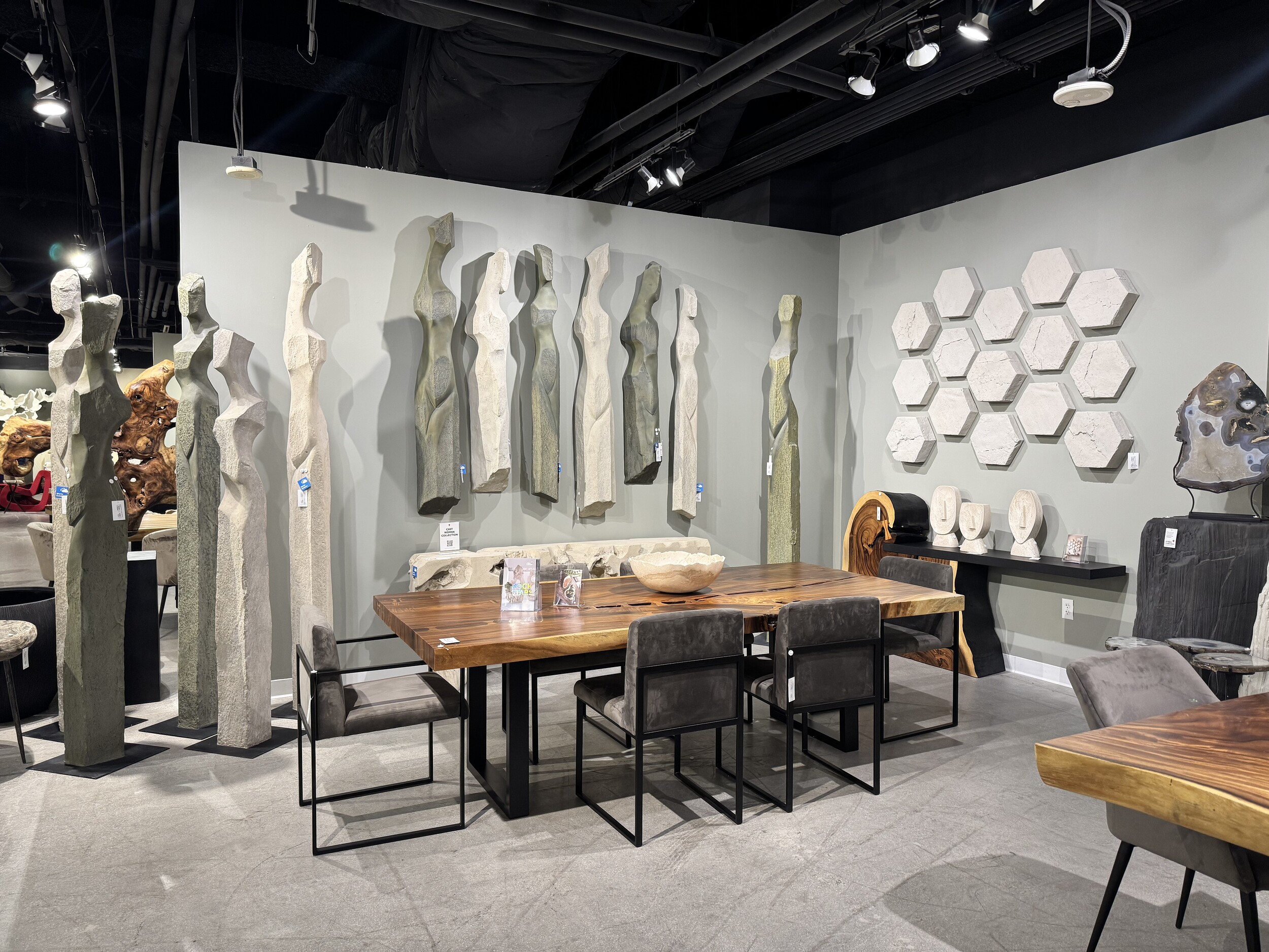 Showrooms & Tradeshows