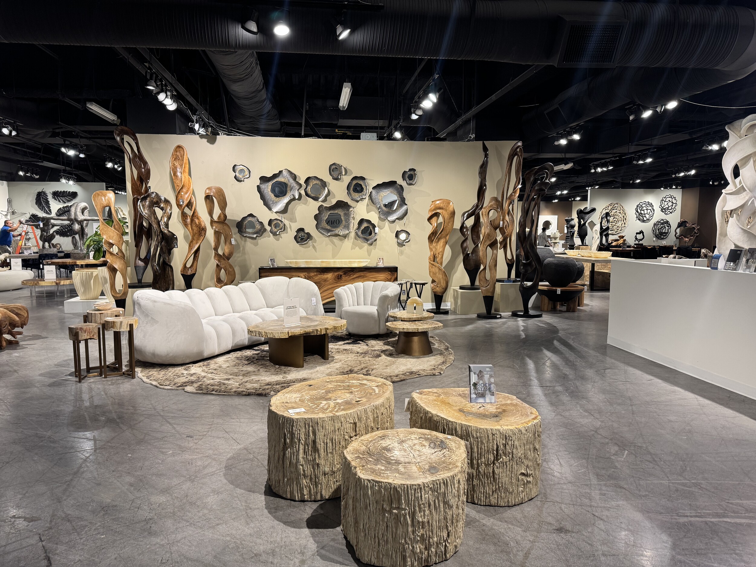 Showrooms & Tradeshows
