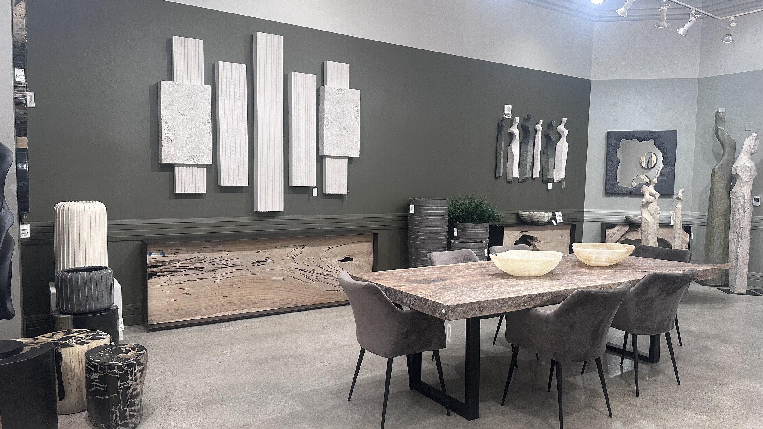 Showrooms & Tradeshows