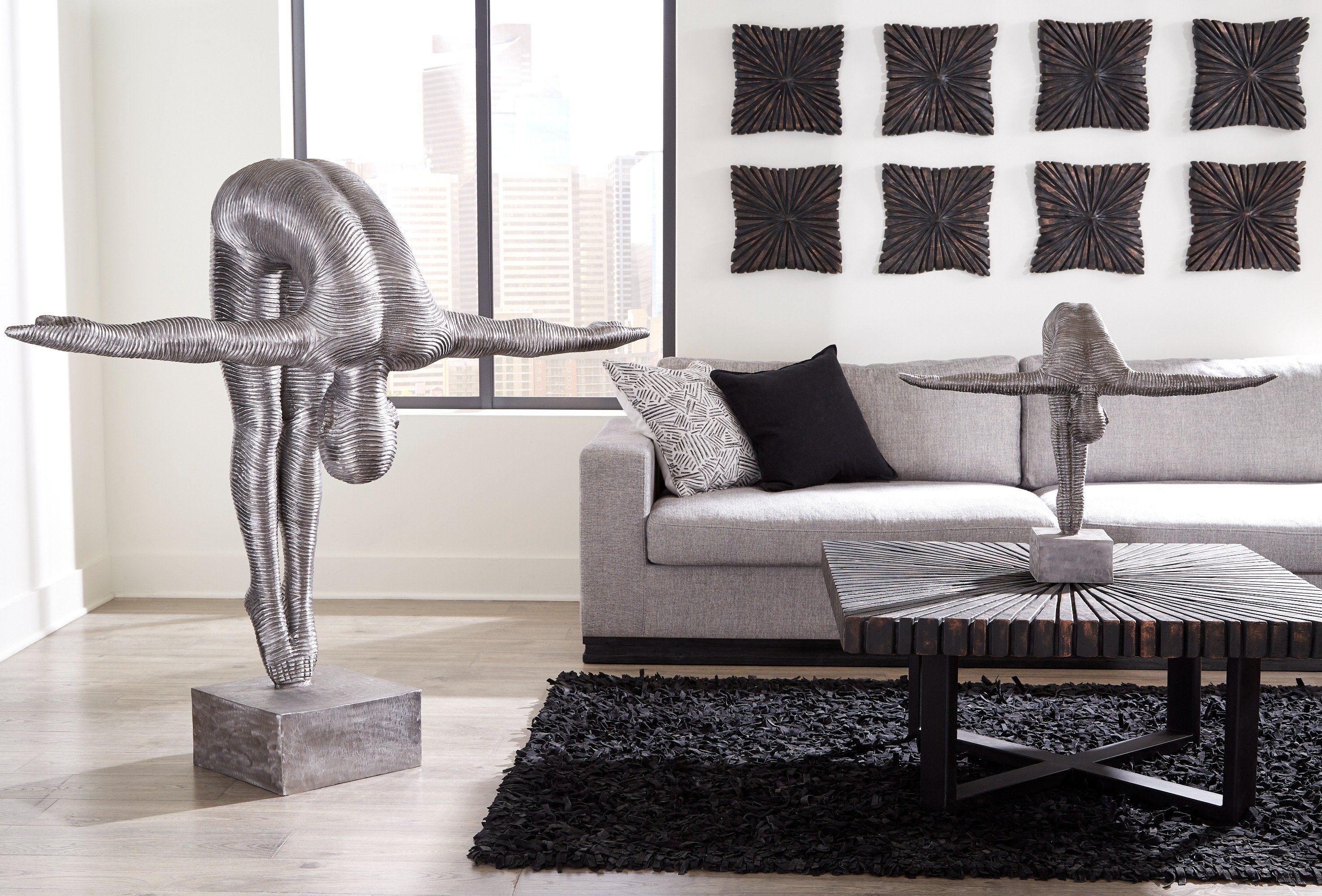 Gallery / Styles / Monochromatic