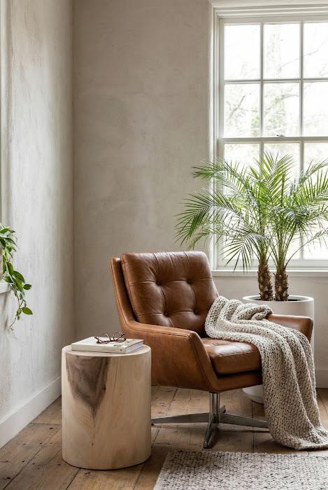 Natural Log Stool, Suar Wood