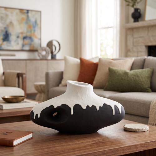 Porcelain Drip Vase, Wide