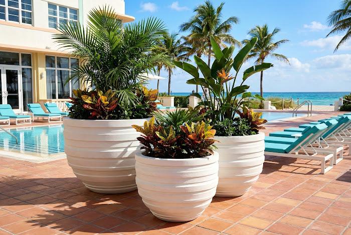 June Planter, White, XS