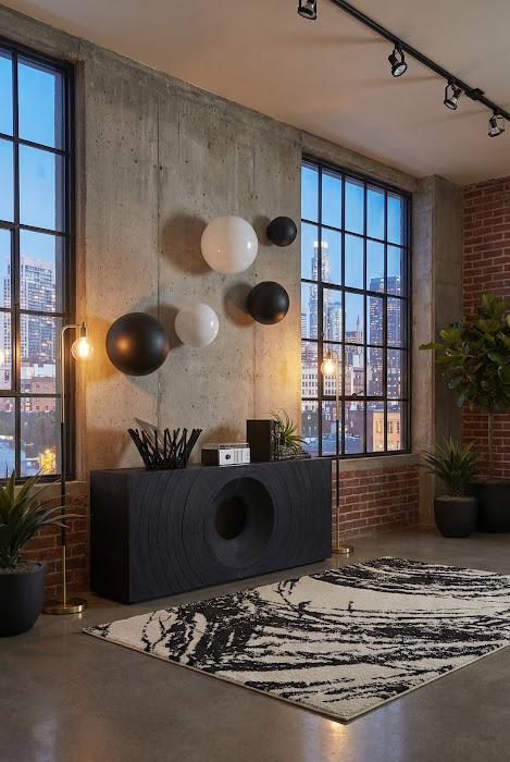 Ball on the Wall, Medium, Matte Black